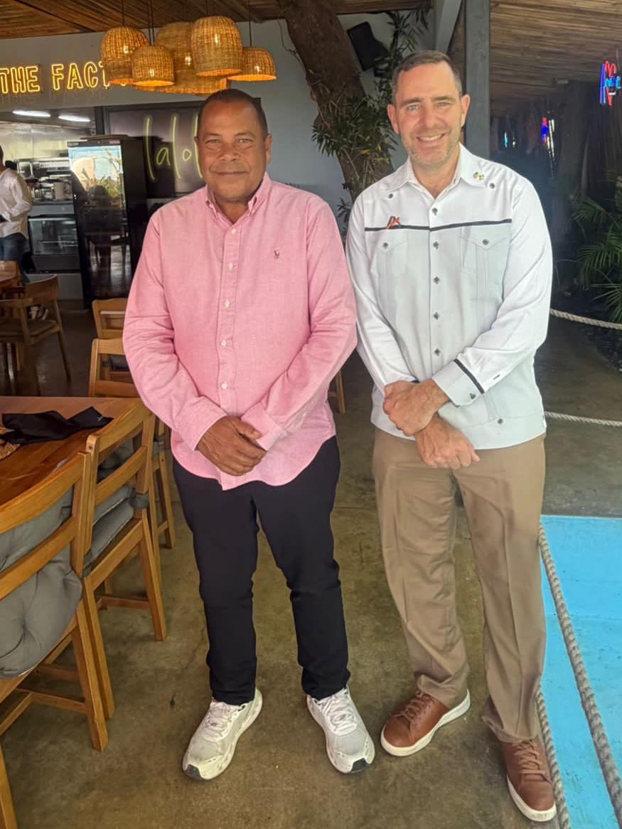 CONSUL GENERAL DE EEUU REALIZA VISITA DE CORTESÍA AL ALCALDE DE PUERTO PLATA